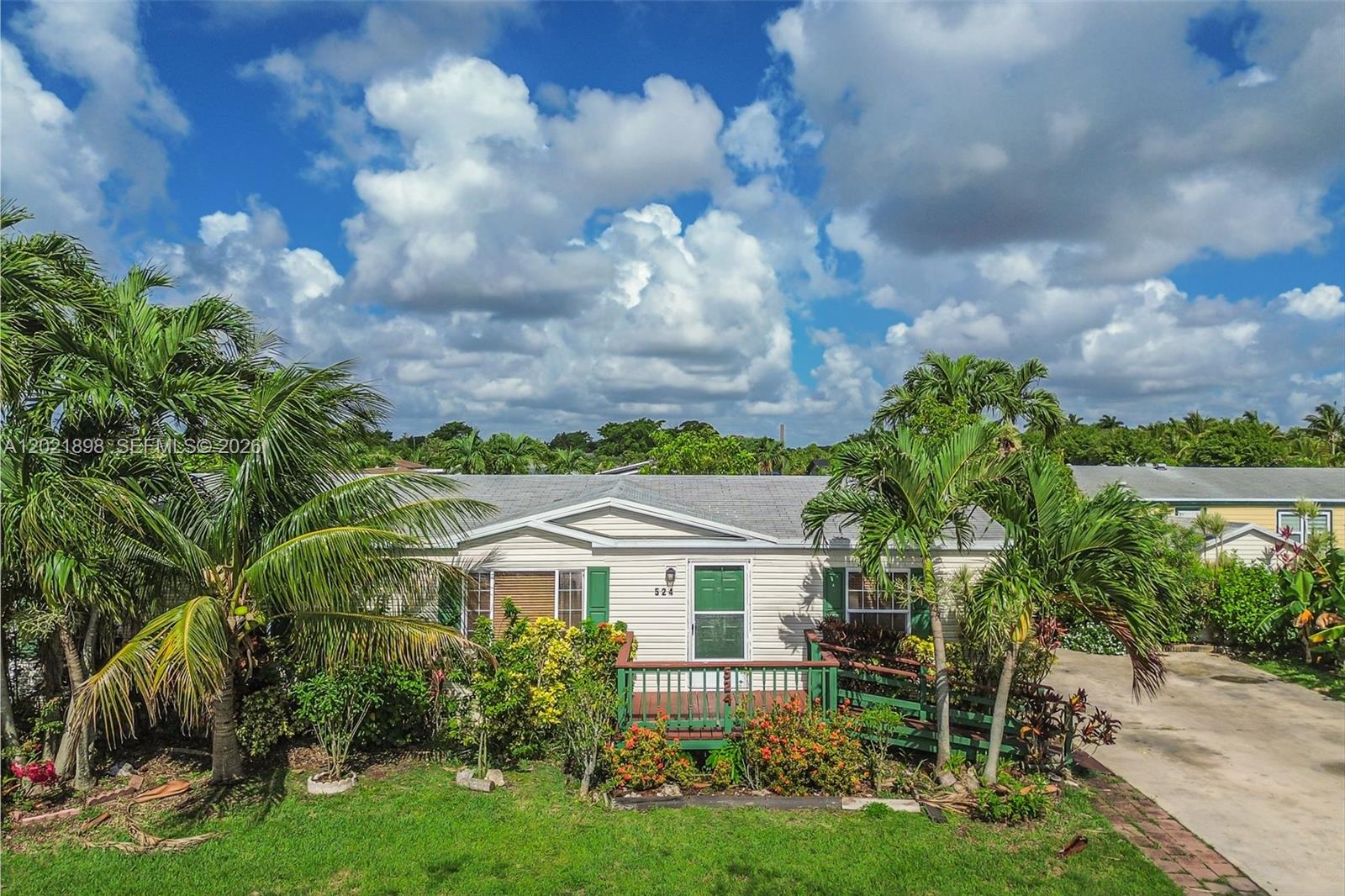 AMERICANA VILLAGE CONDO - Residential
