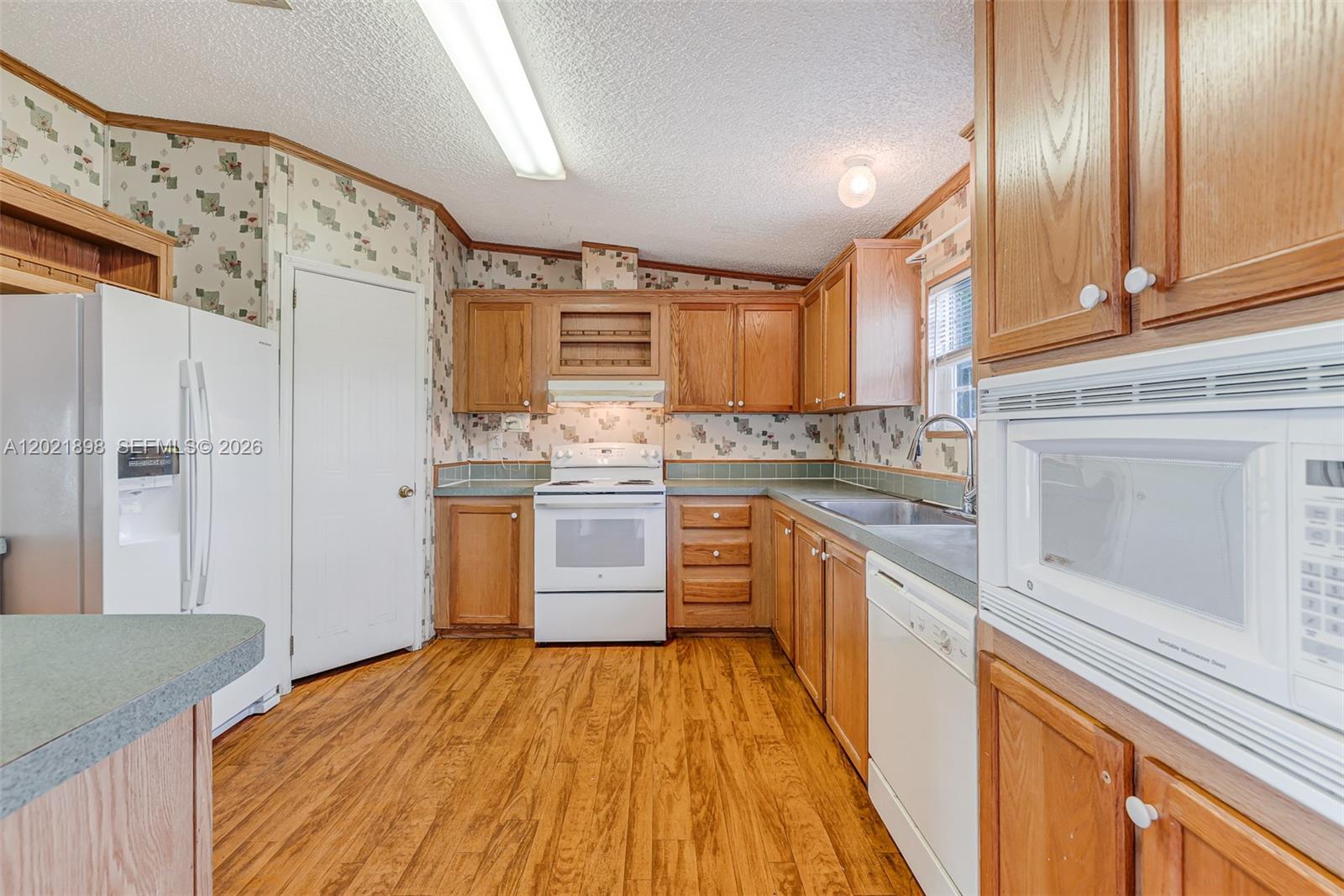 AMERICANA VILLAGE CONDO - Residential