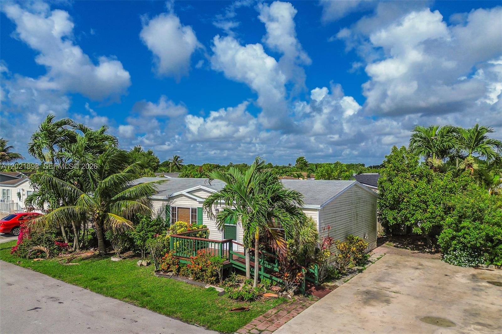 AMERICANA VILLAGE CONDO - Residential