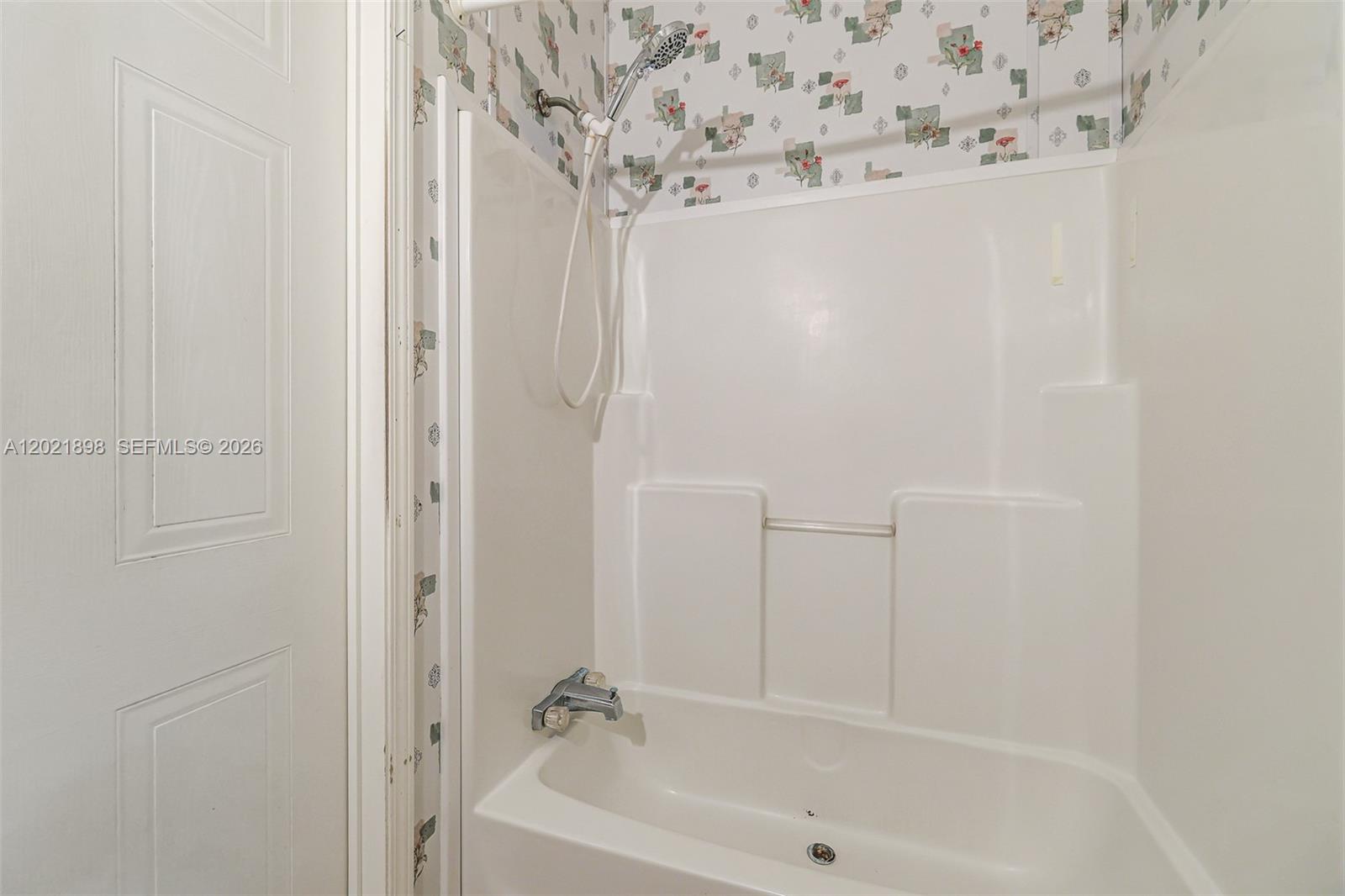 AMERICANA VILLAGE CONDO - Residential