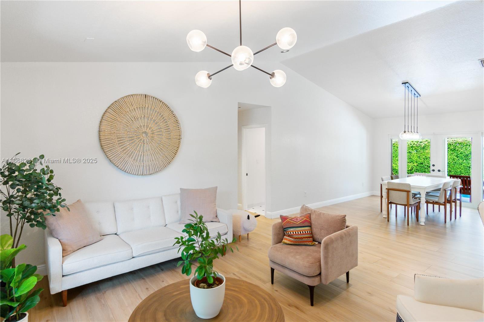 OLD CUTLER GARDENS - Residential Lease