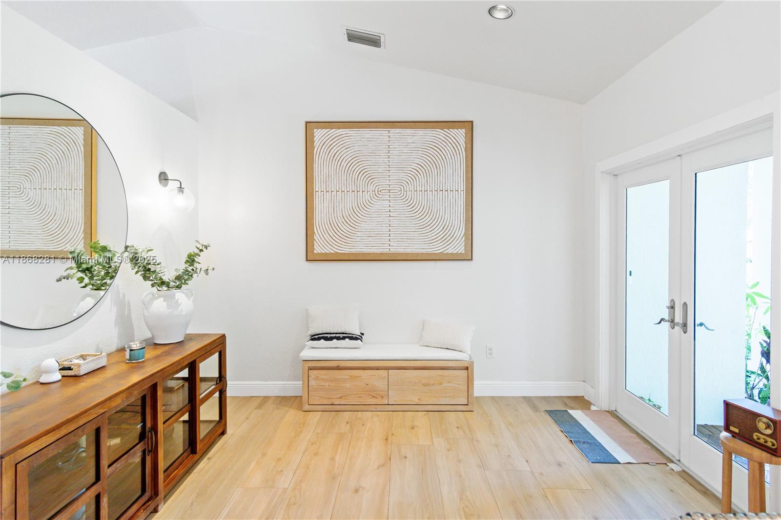 OLD CUTLER GARDENS - Residential Lease