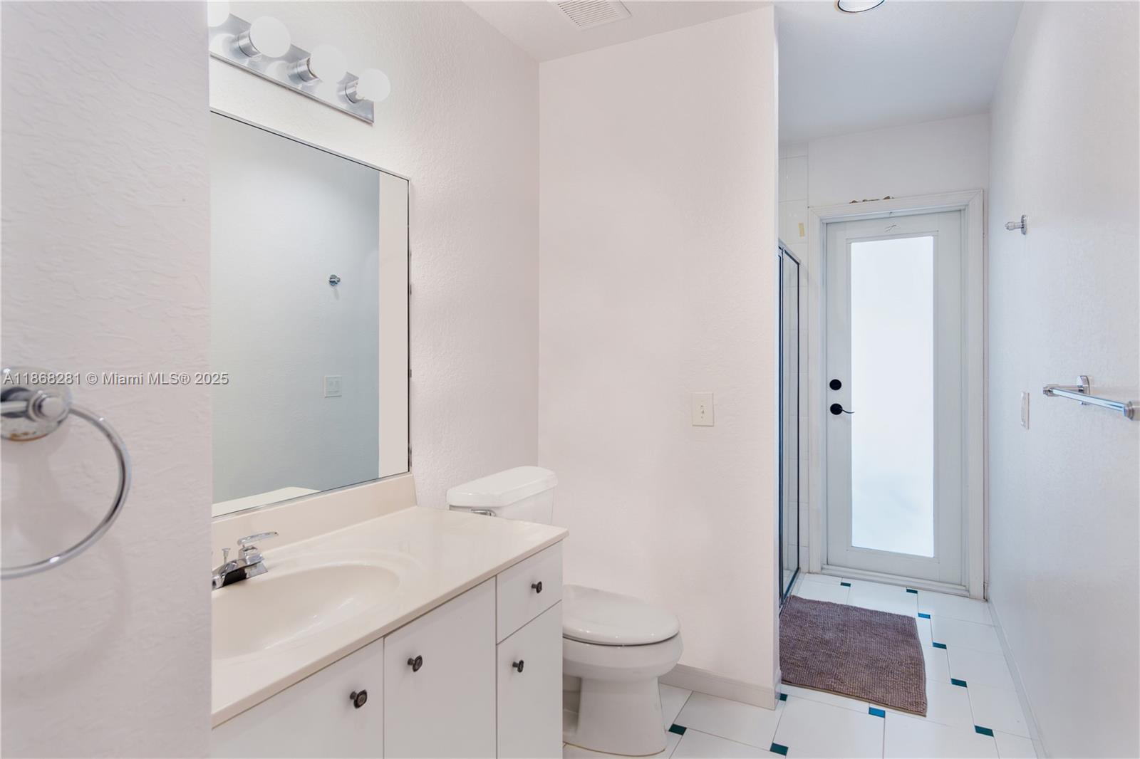 OLD CUTLER GARDENS - Residential Lease