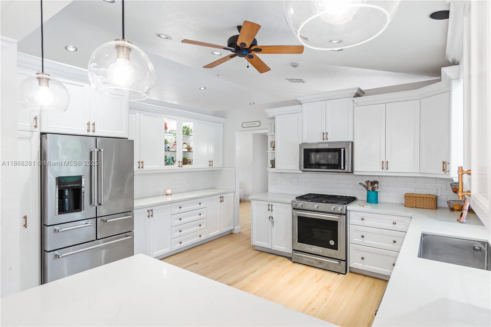 OLD CUTLER GARDENS - Residential Lease