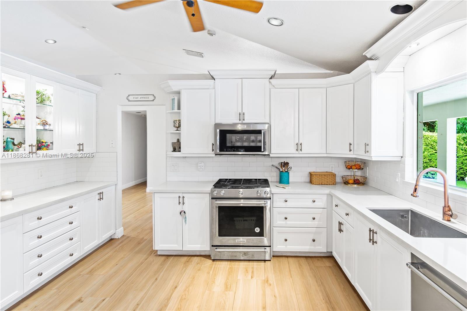 OLD CUTLER GARDENS - Residential Lease