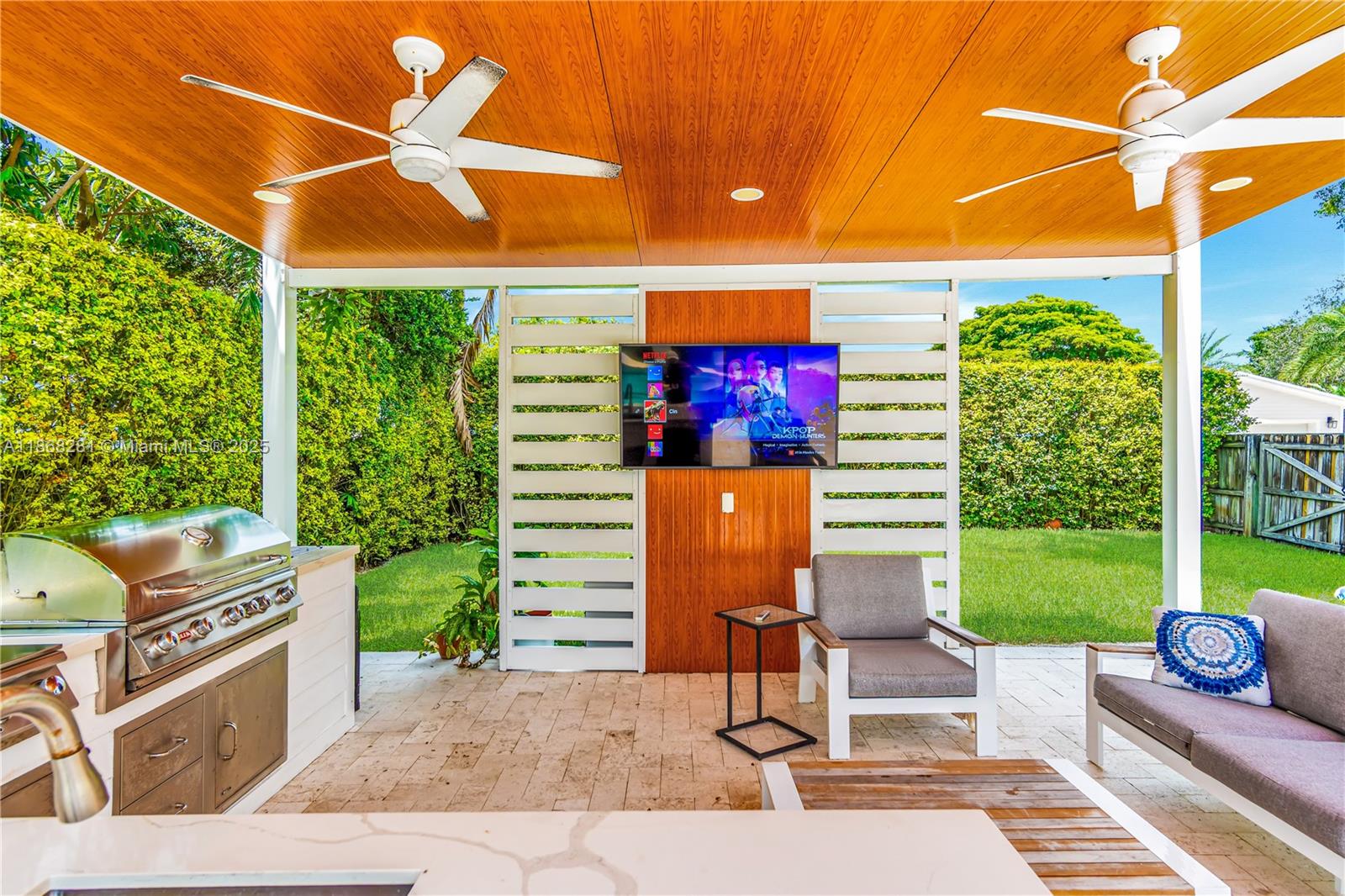 OLD CUTLER GARDENS - Residential Lease