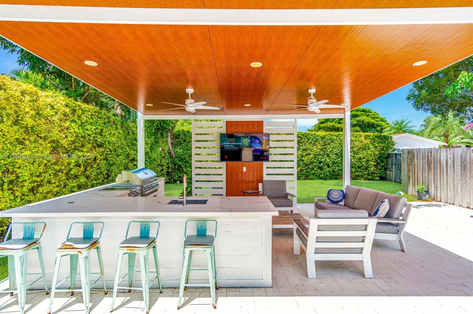 OLD CUTLER GARDENS - Residential Lease