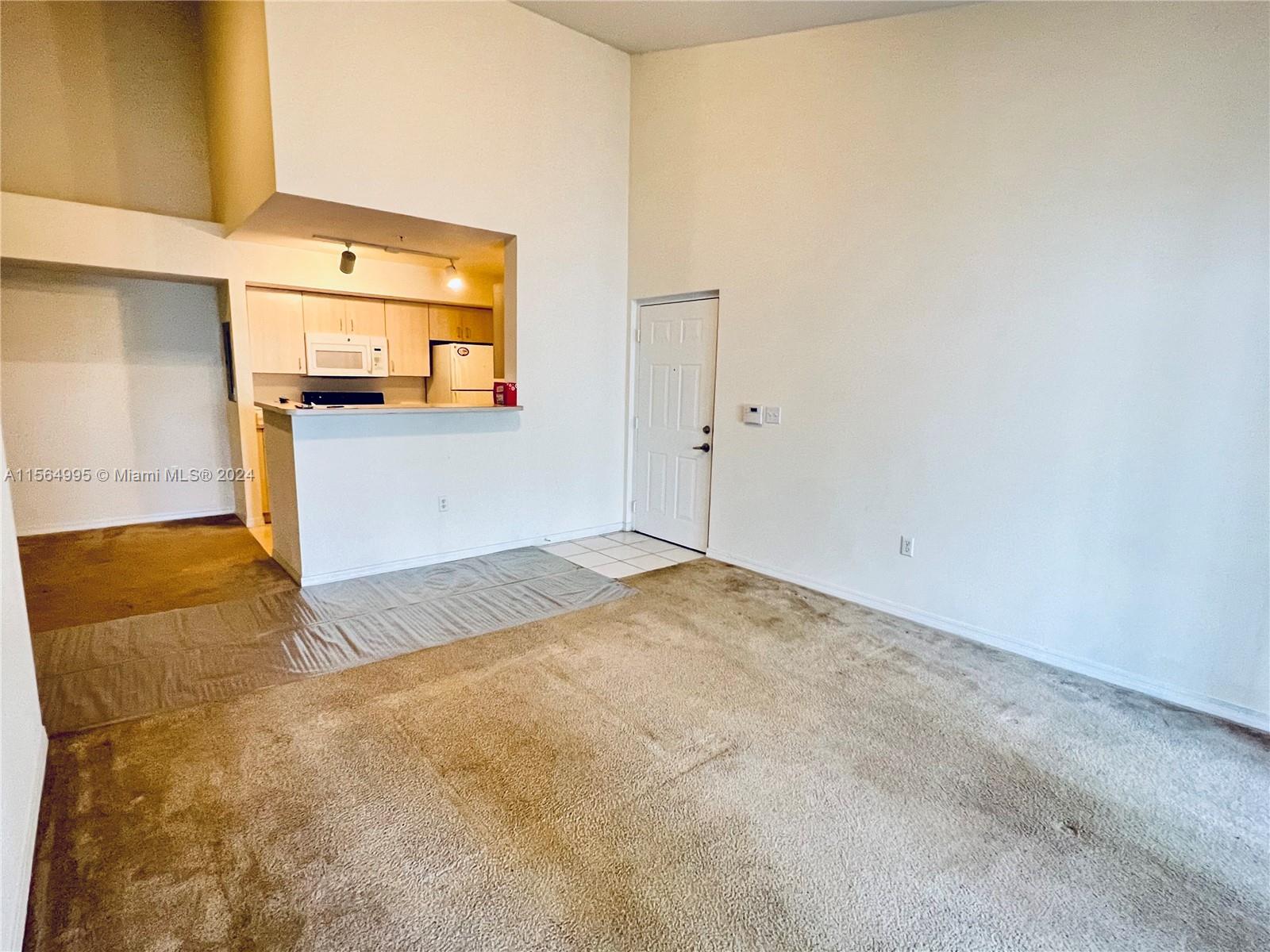 DEVONAIRE CONDO AT PEMBRO - Residential Lease