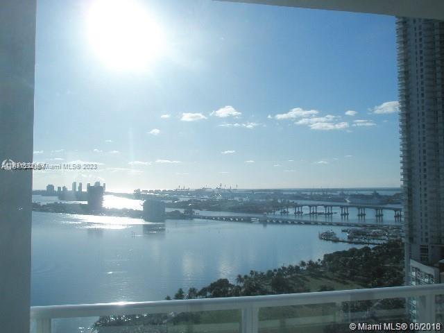 Photo 1 of 2020 N Bayshore Dr 2305, Miami, Florida, $1,099,000, Web #: 11491532