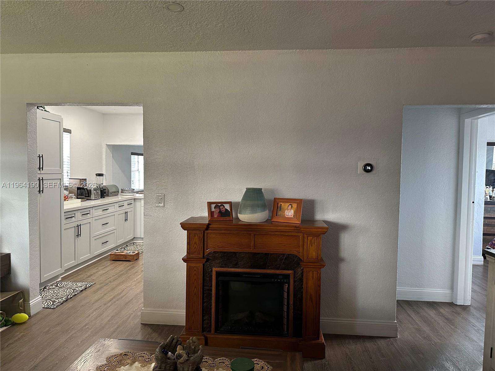 INGLESIDE PARK - Residential