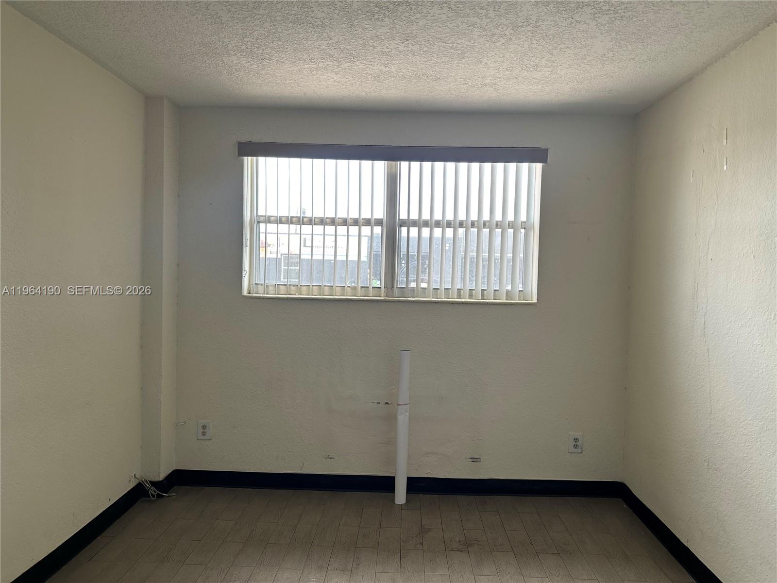 INGLESIDE PARK - Residential