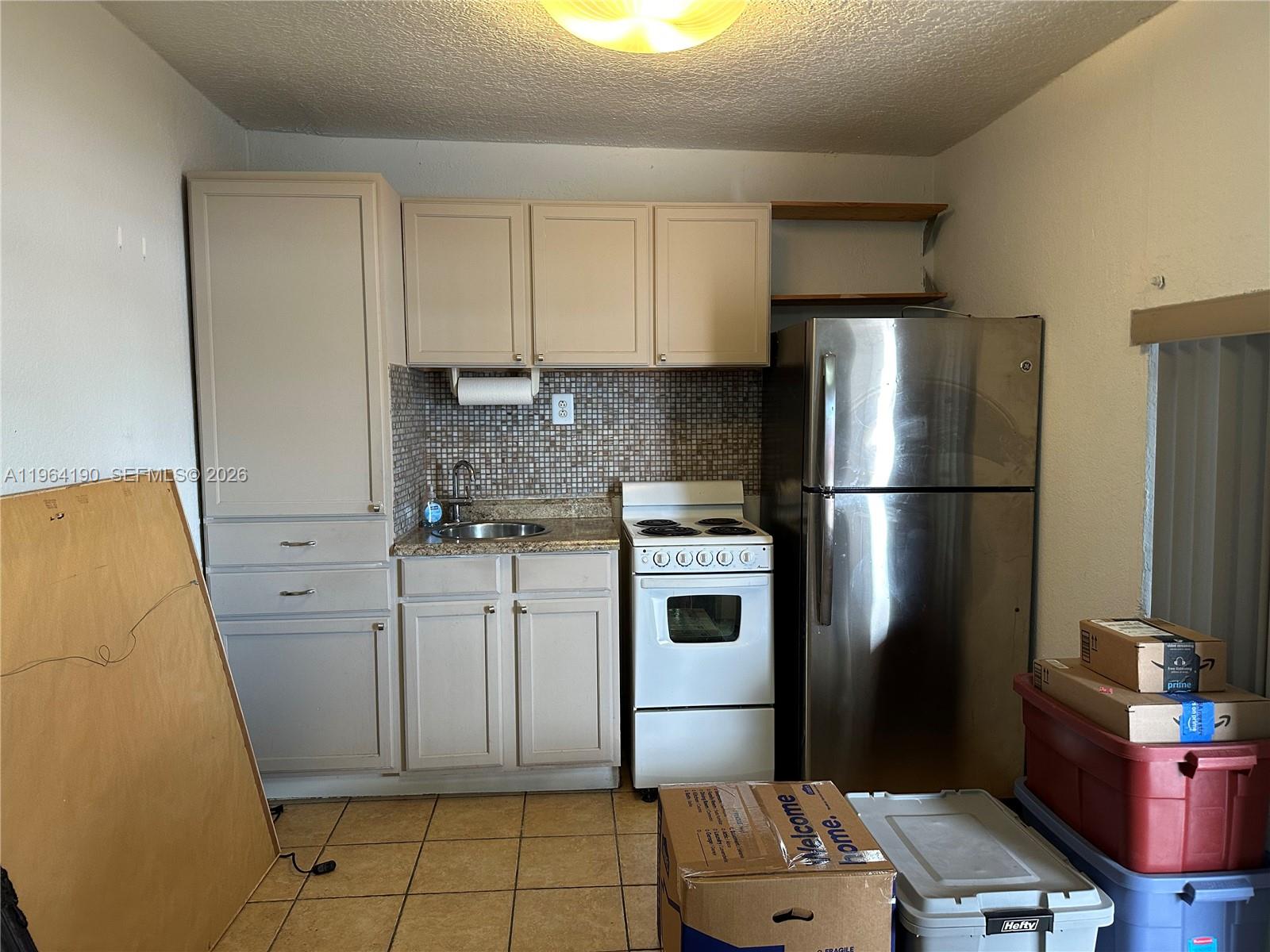 INGLESIDE PARK - Residential