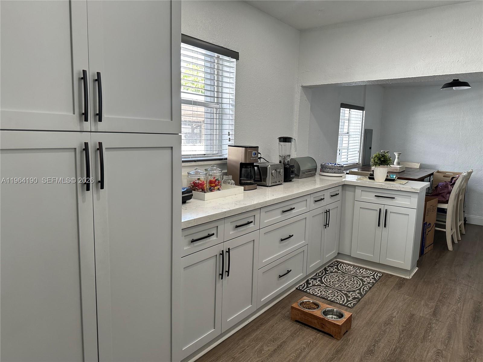 INGLESIDE PARK - Residential