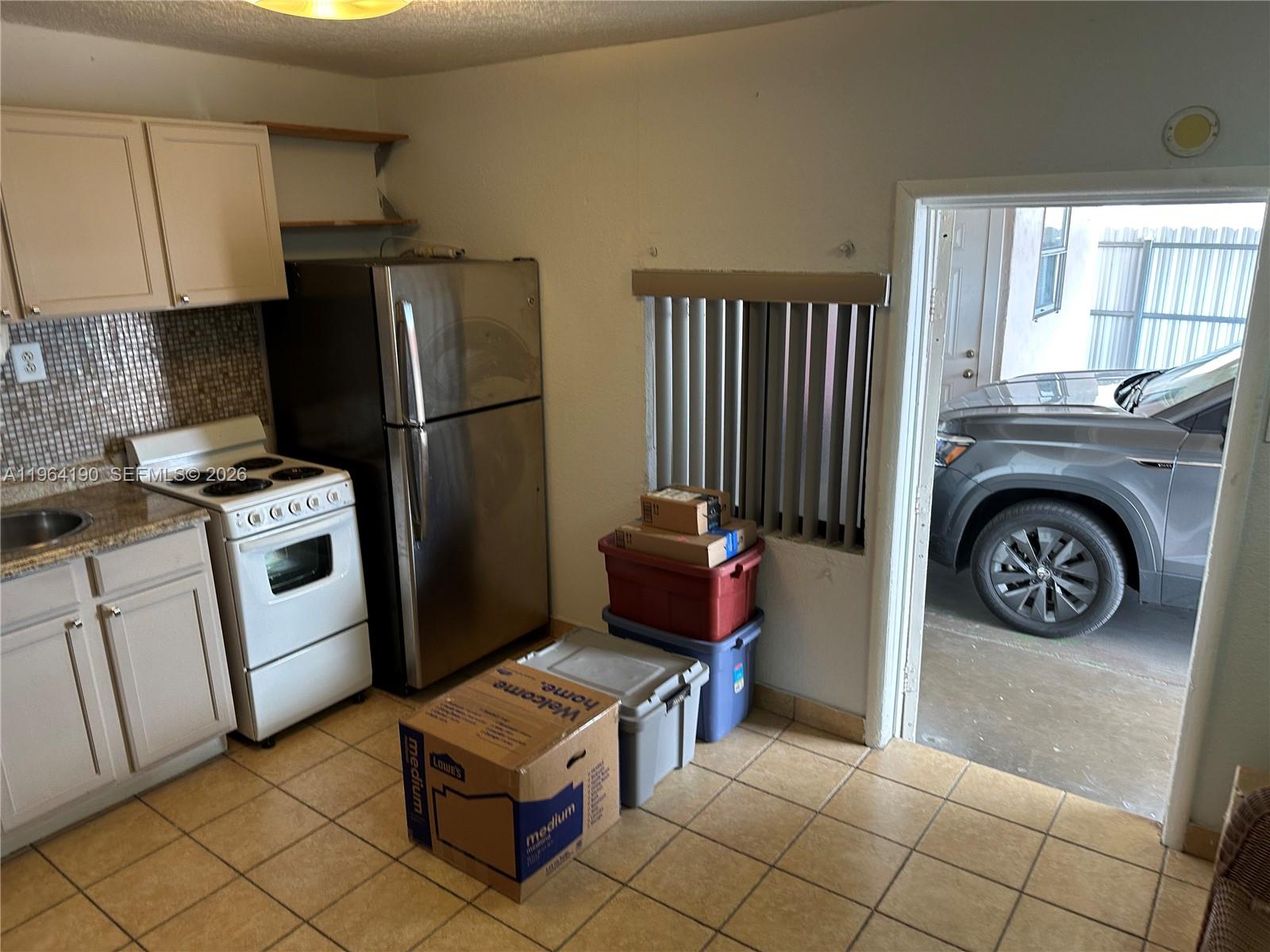 INGLESIDE PARK - Residential