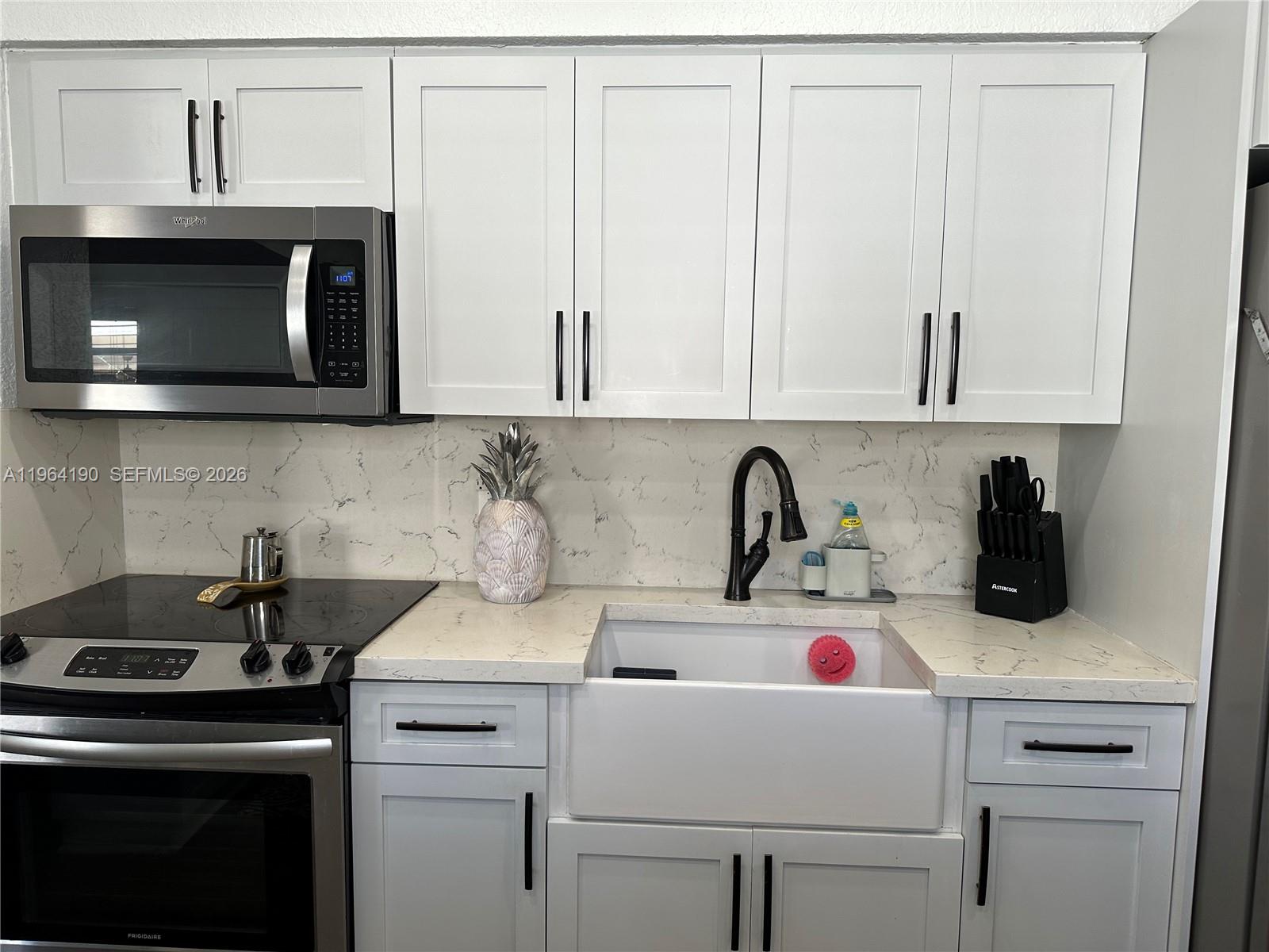 INGLESIDE PARK - Residential