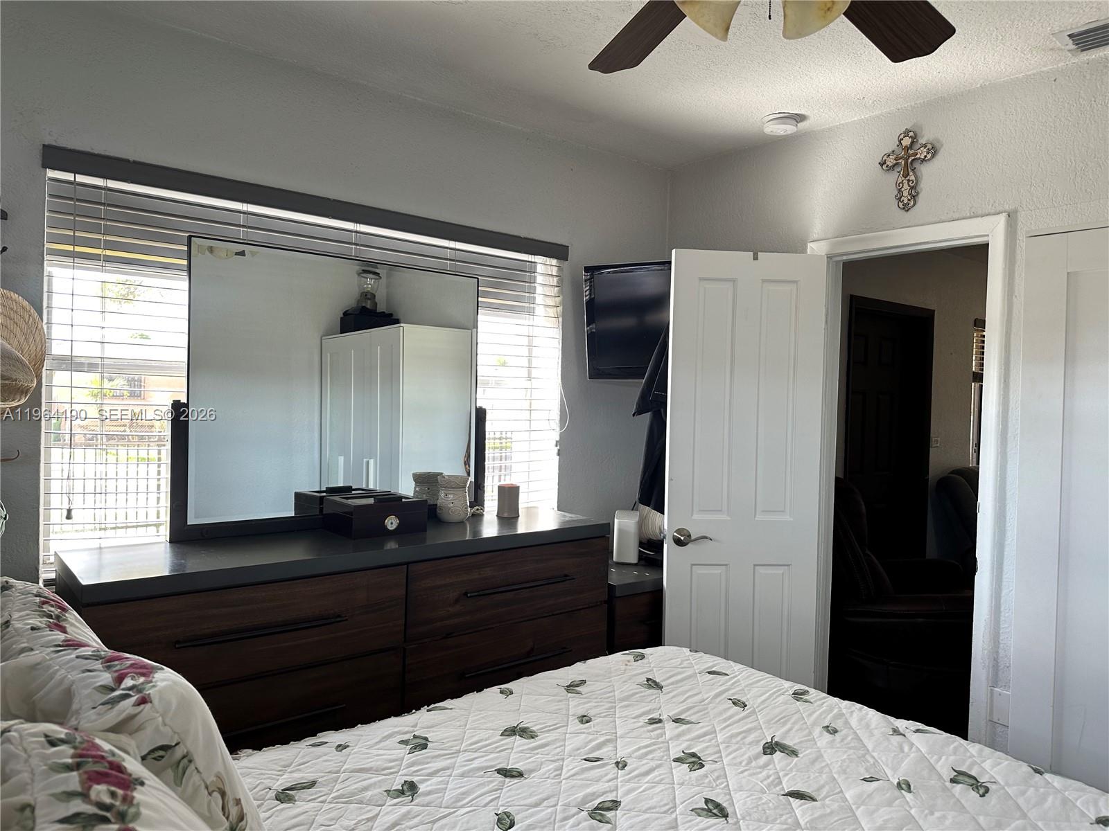 INGLESIDE PARK - Residential