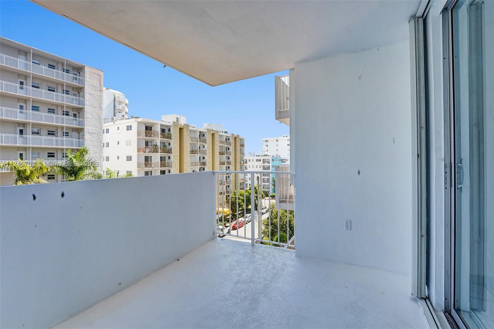 LINCOLN WEST TOWERS CONDO - Residential