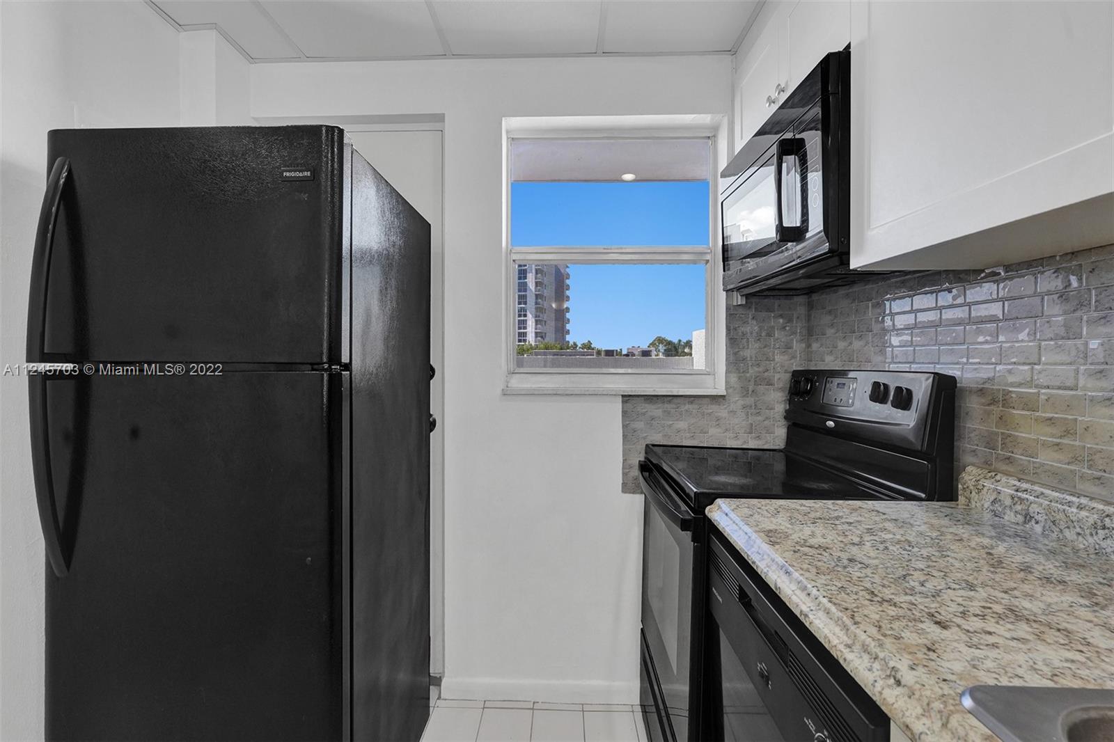 LINCOLN WEST TOWERS CONDO - Residential