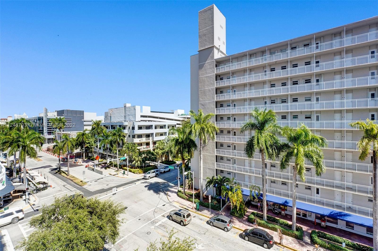 LINCOLN WEST TOWERS CONDO - Residential