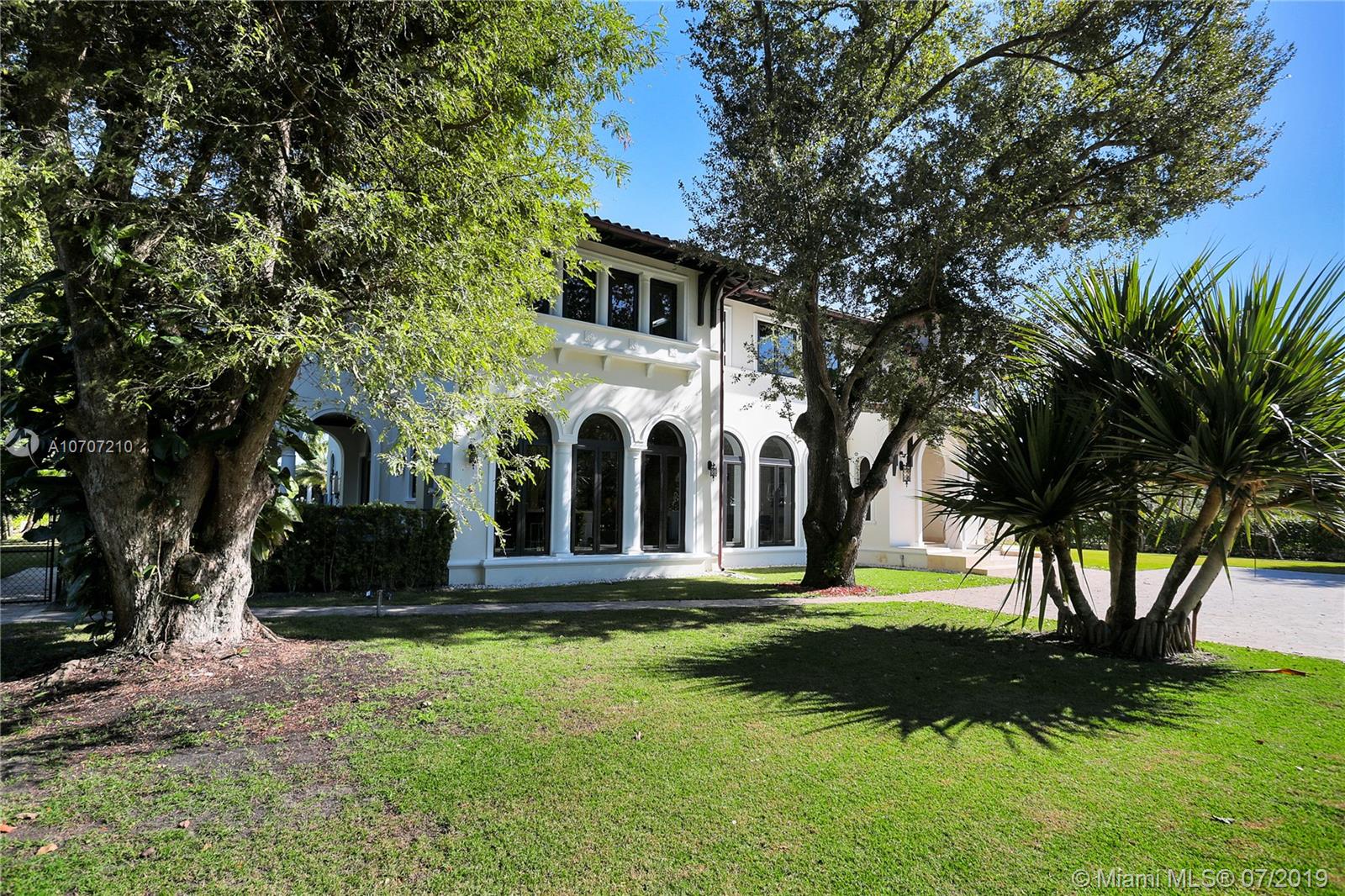 SOFIA ALEXIS ESTATES - Residential Lease