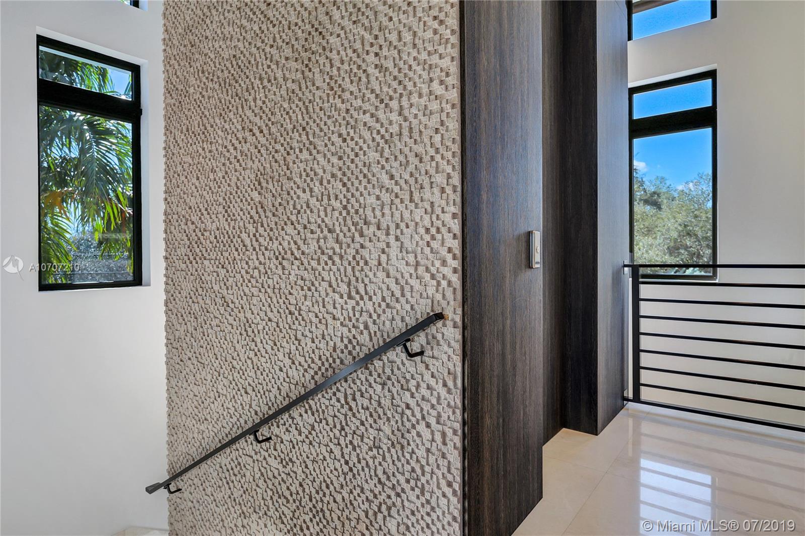 SOFIA ALEXIS ESTATES - Residential Lease