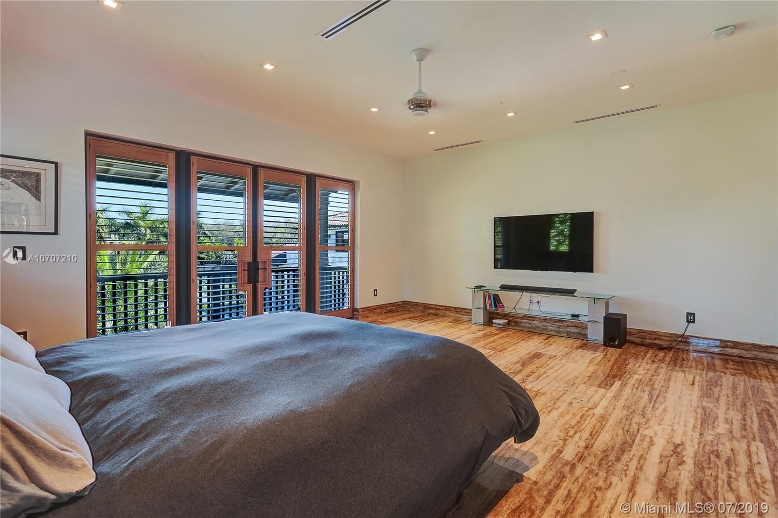 SOFIA ALEXIS ESTATES - Residential Lease