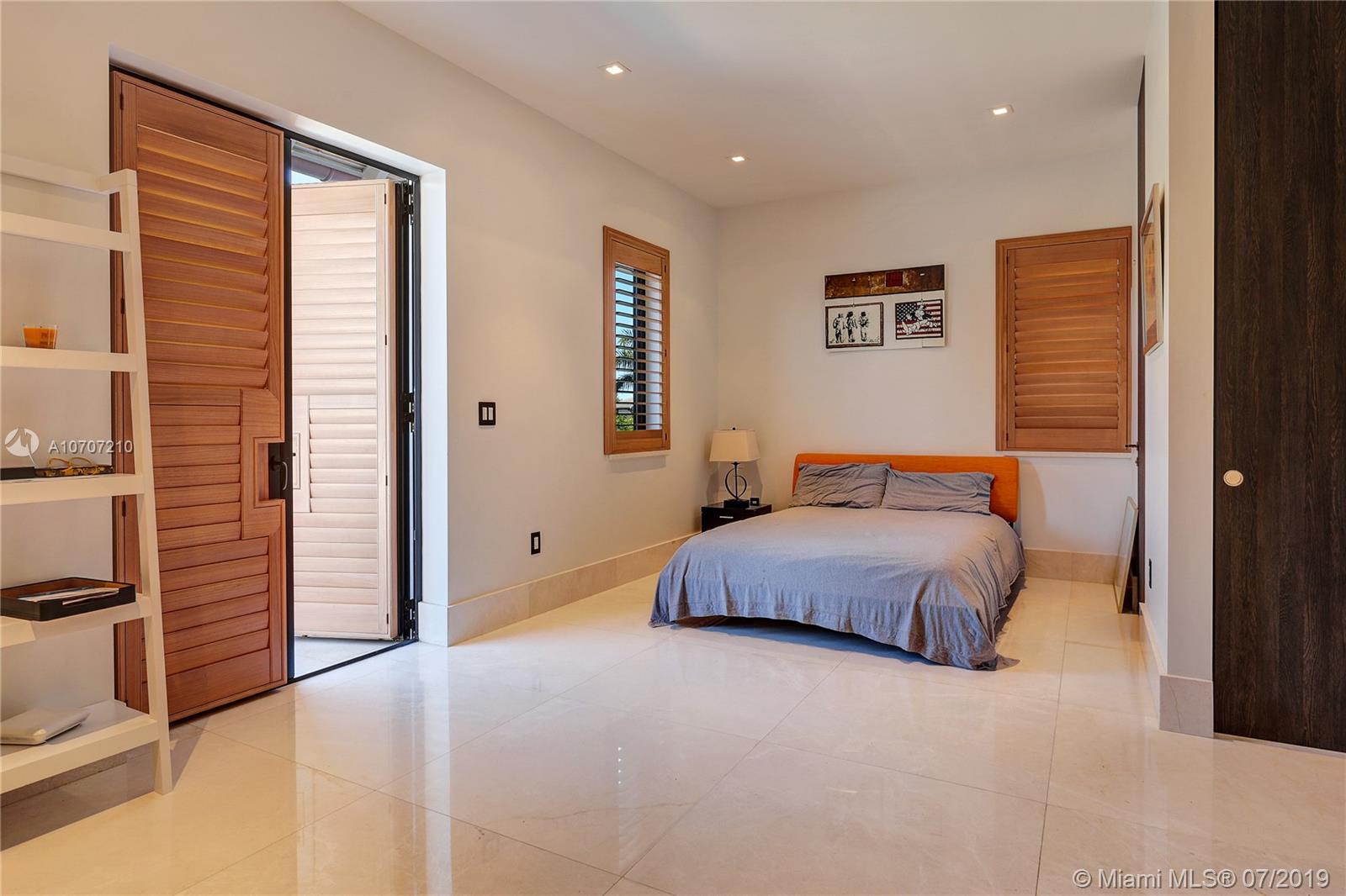 SOFIA ALEXIS ESTATES - Residential Lease