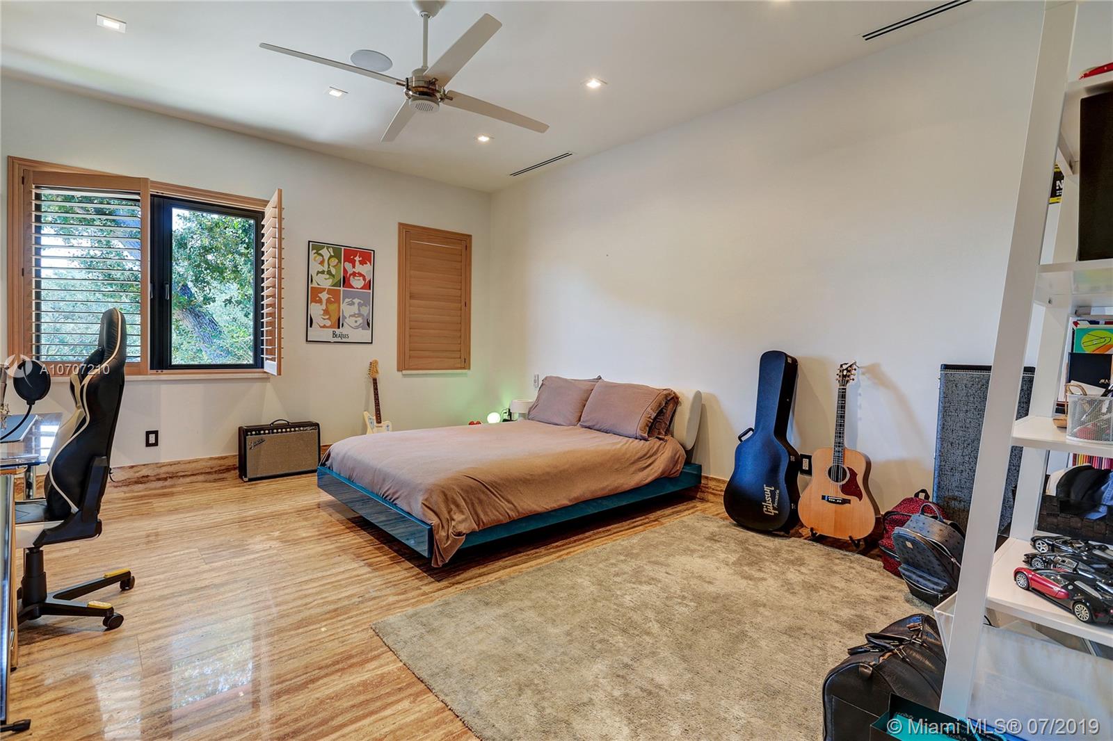 SOFIA ALEXIS ESTATES - Residential Lease