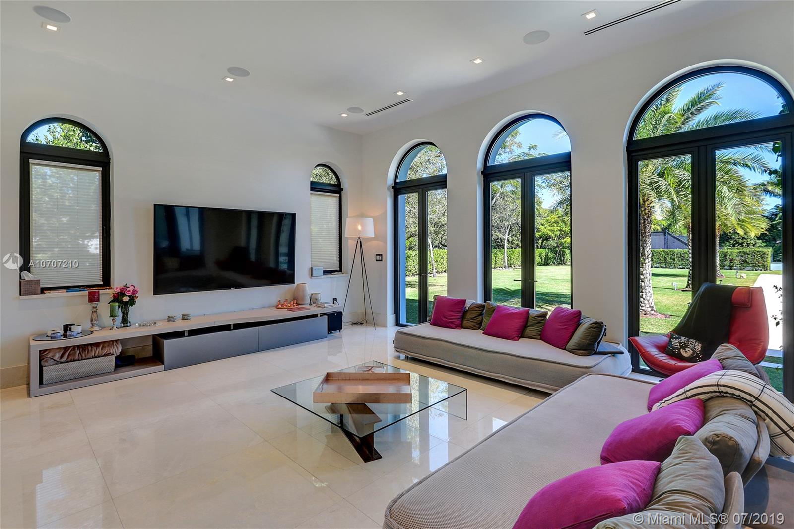 SOFIA ALEXIS ESTATES - Residential Lease