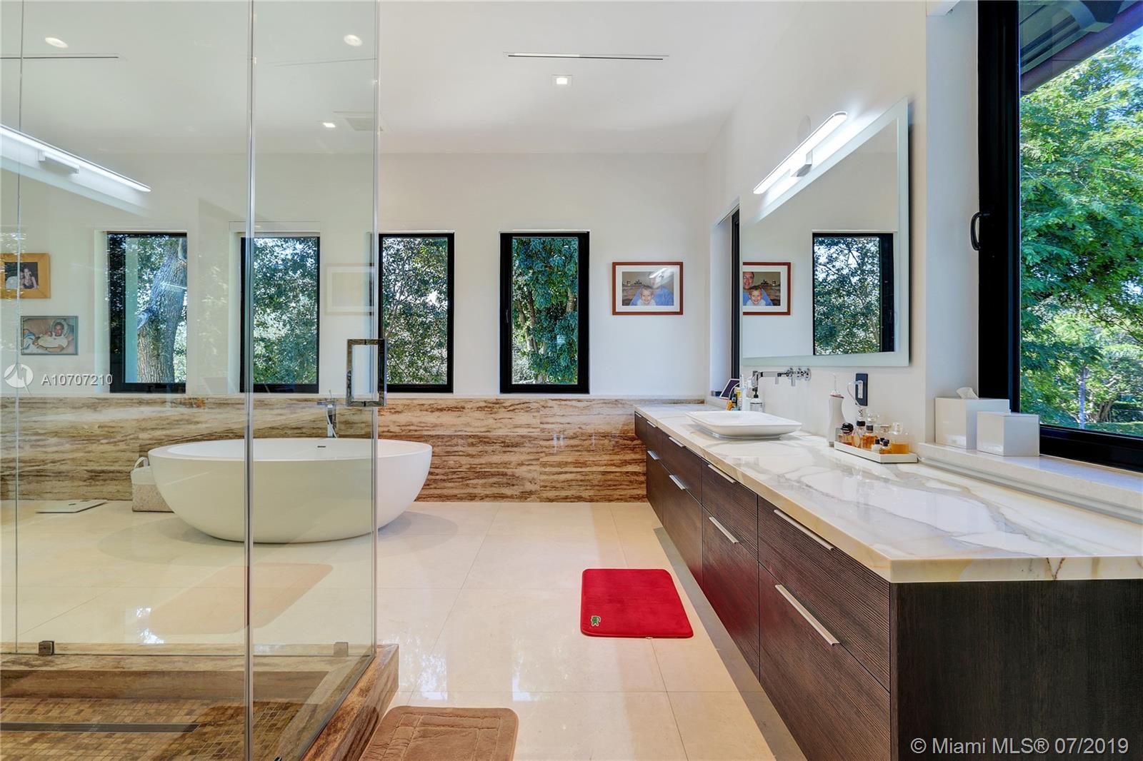 SOFIA ALEXIS ESTATES - Residential Lease