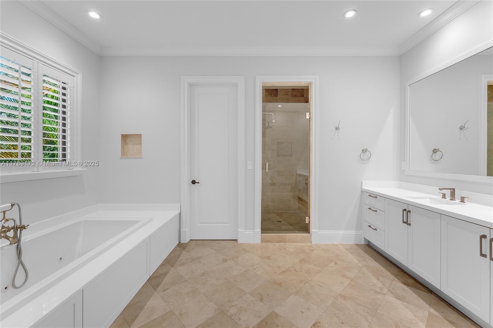 BRICKELL FLAGLER - Residential