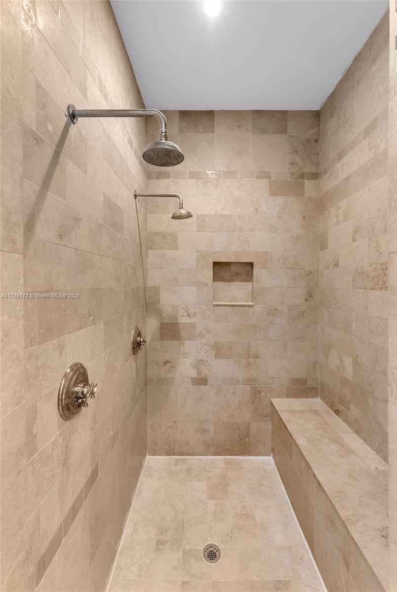 BRICKELL FLAGLER - Residential