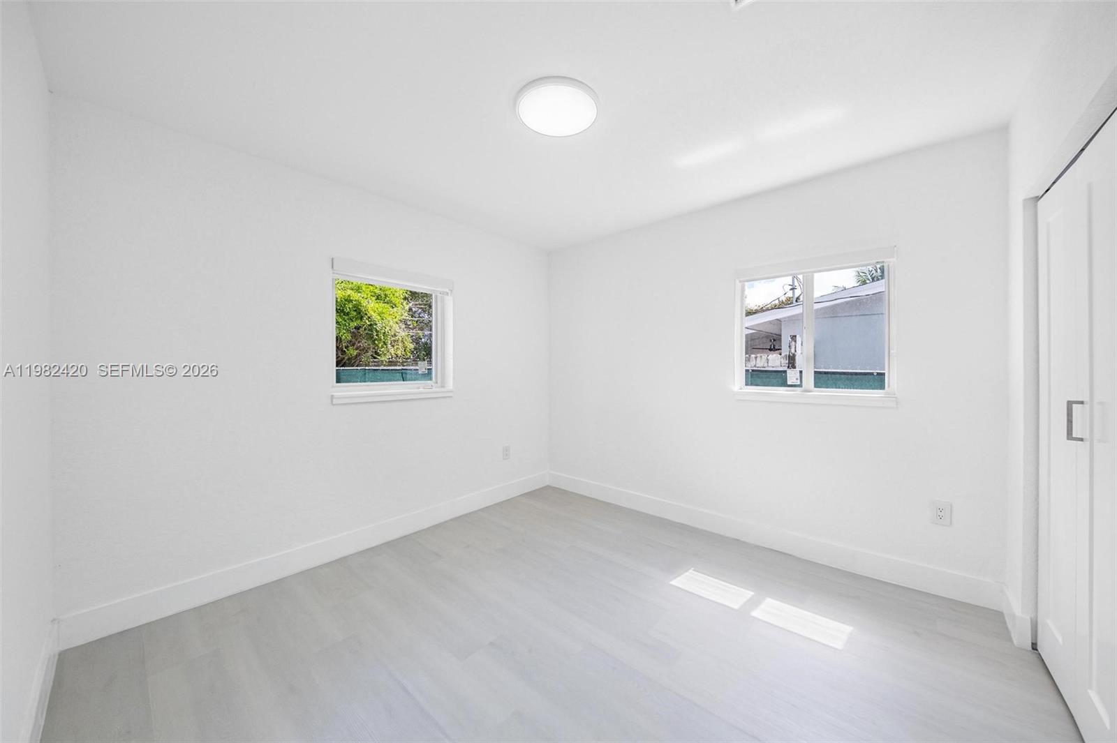 CAROL CITY CORR PL OF - Residential