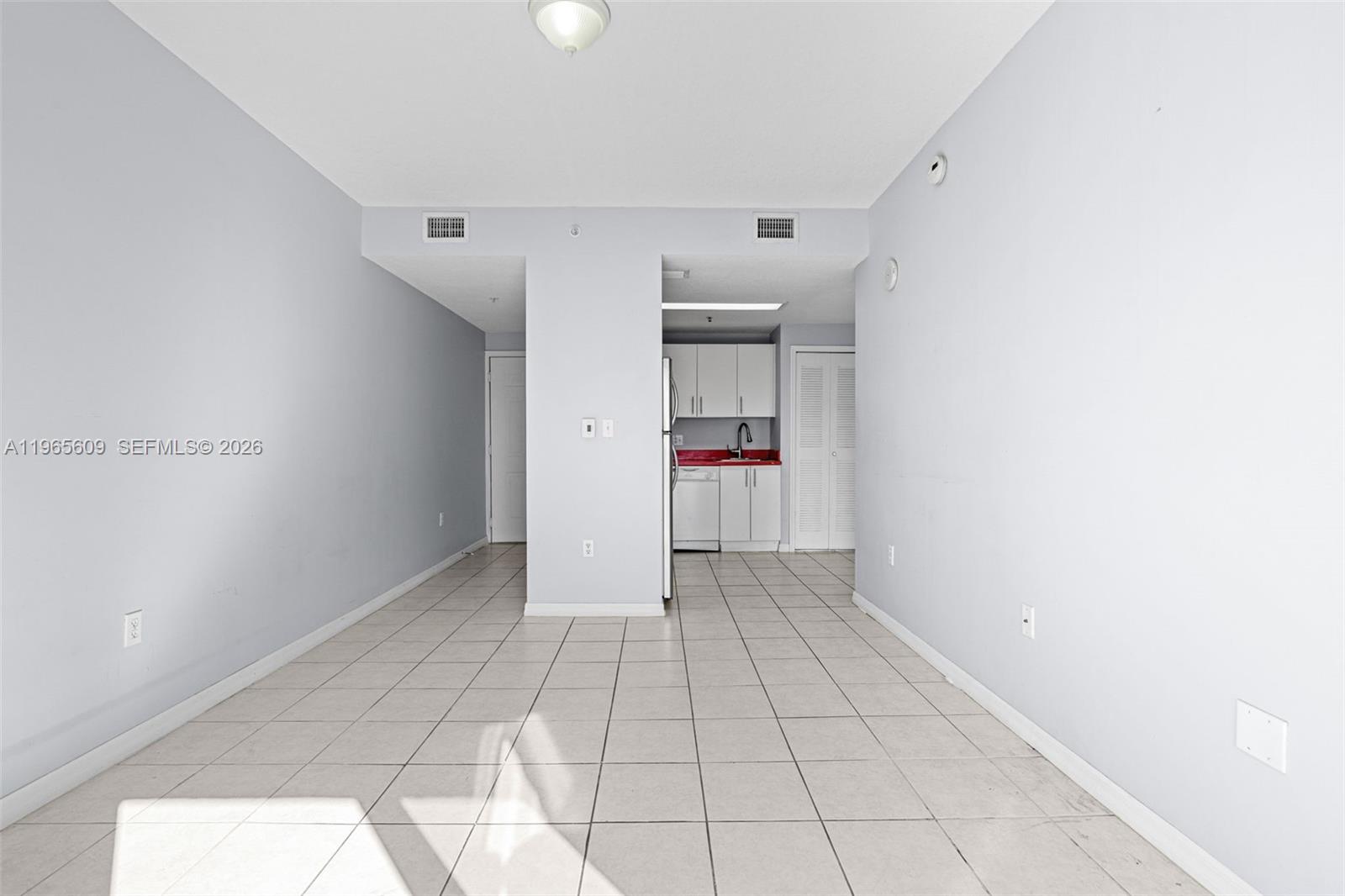 EMERALD PLAZA ON CORAL WAY - Residential