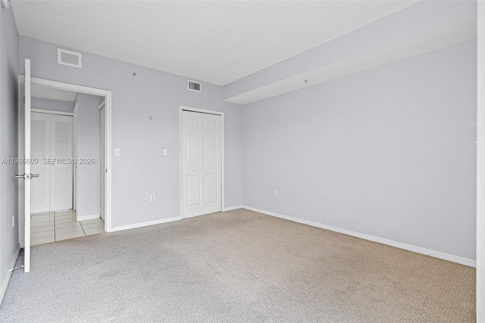 EMERALD PLAZA ON CORAL WAY - Residential