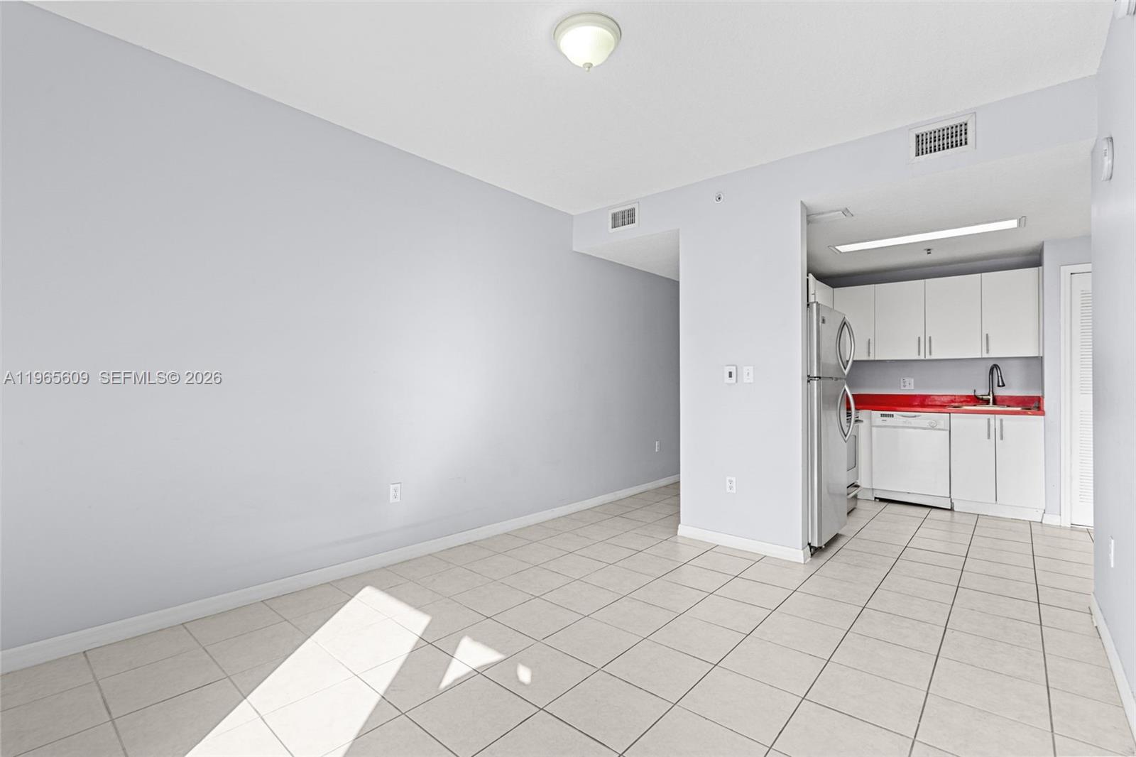 EMERALD PLAZA ON CORAL WAY - Residential