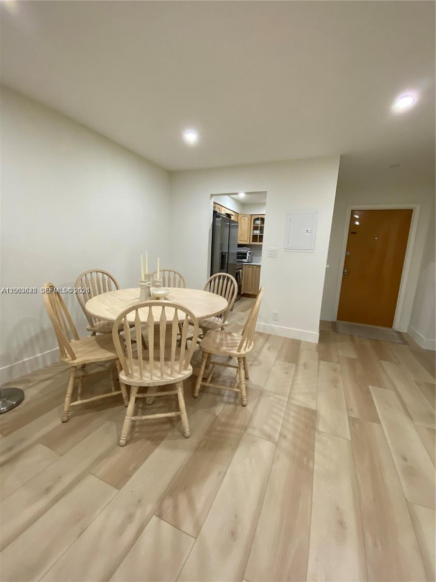 1200 Tallwood Ave 302