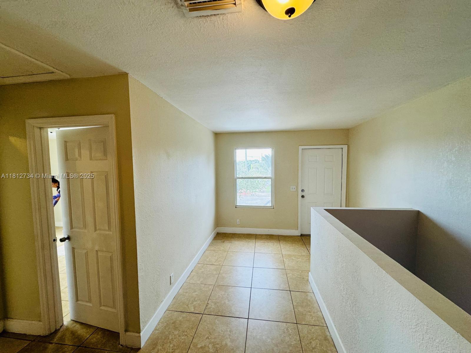ACREHOME PARK - Residential Lease