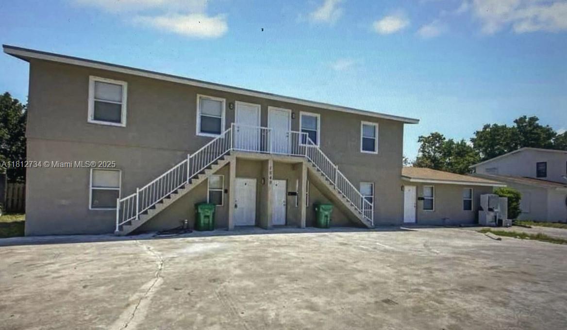 ACREHOME PARK - Residential Lease