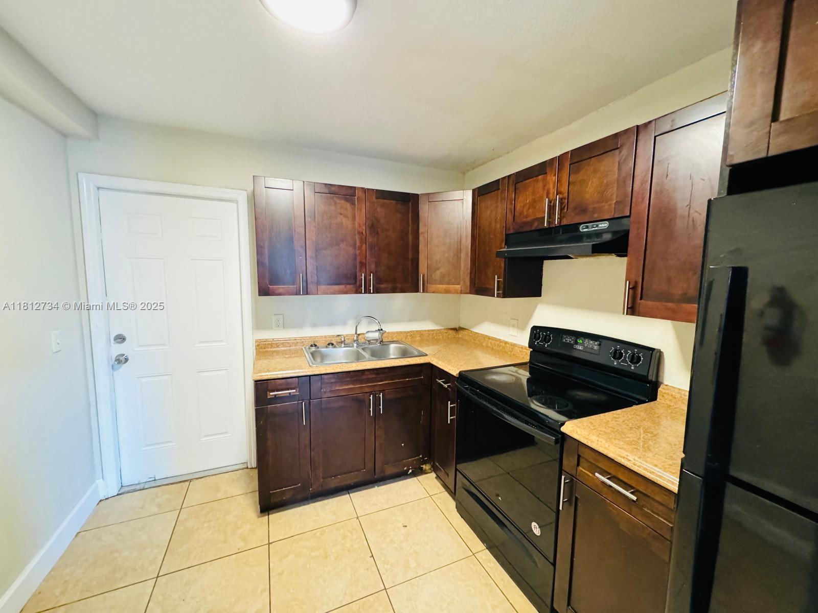 ACREHOME PARK - Residential Lease