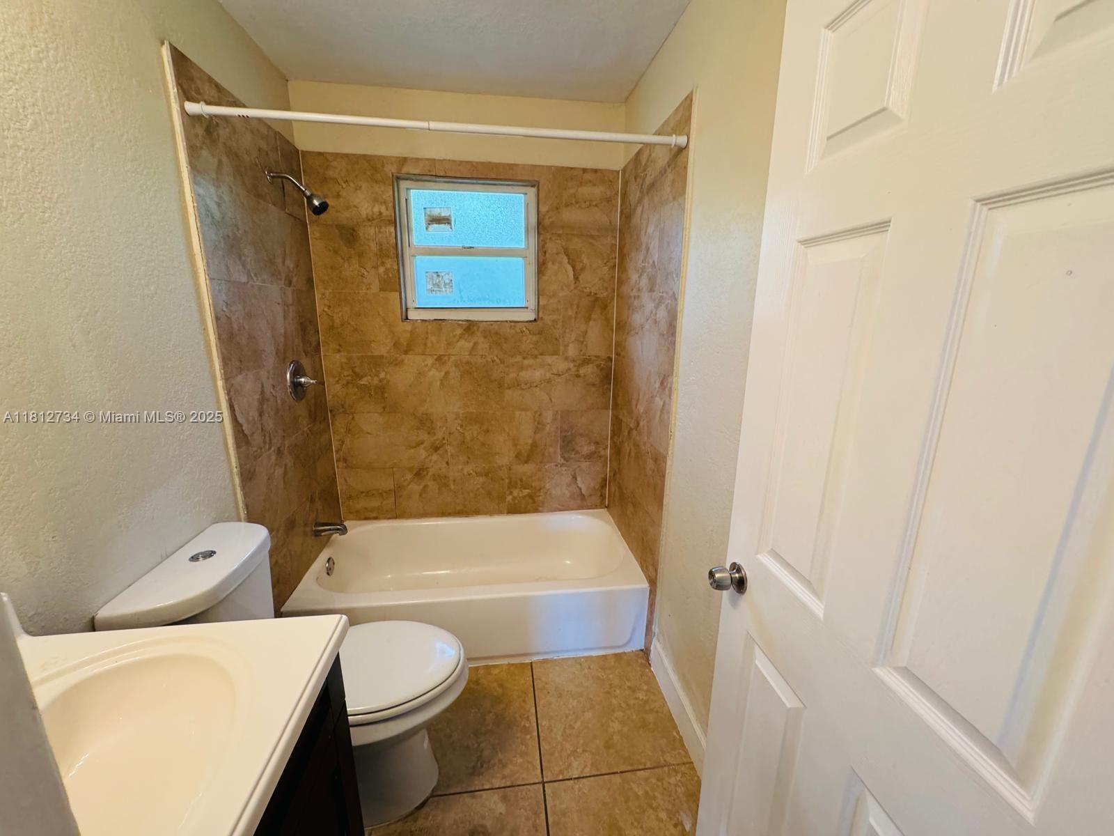 ACREHOME PARK - Residential Lease