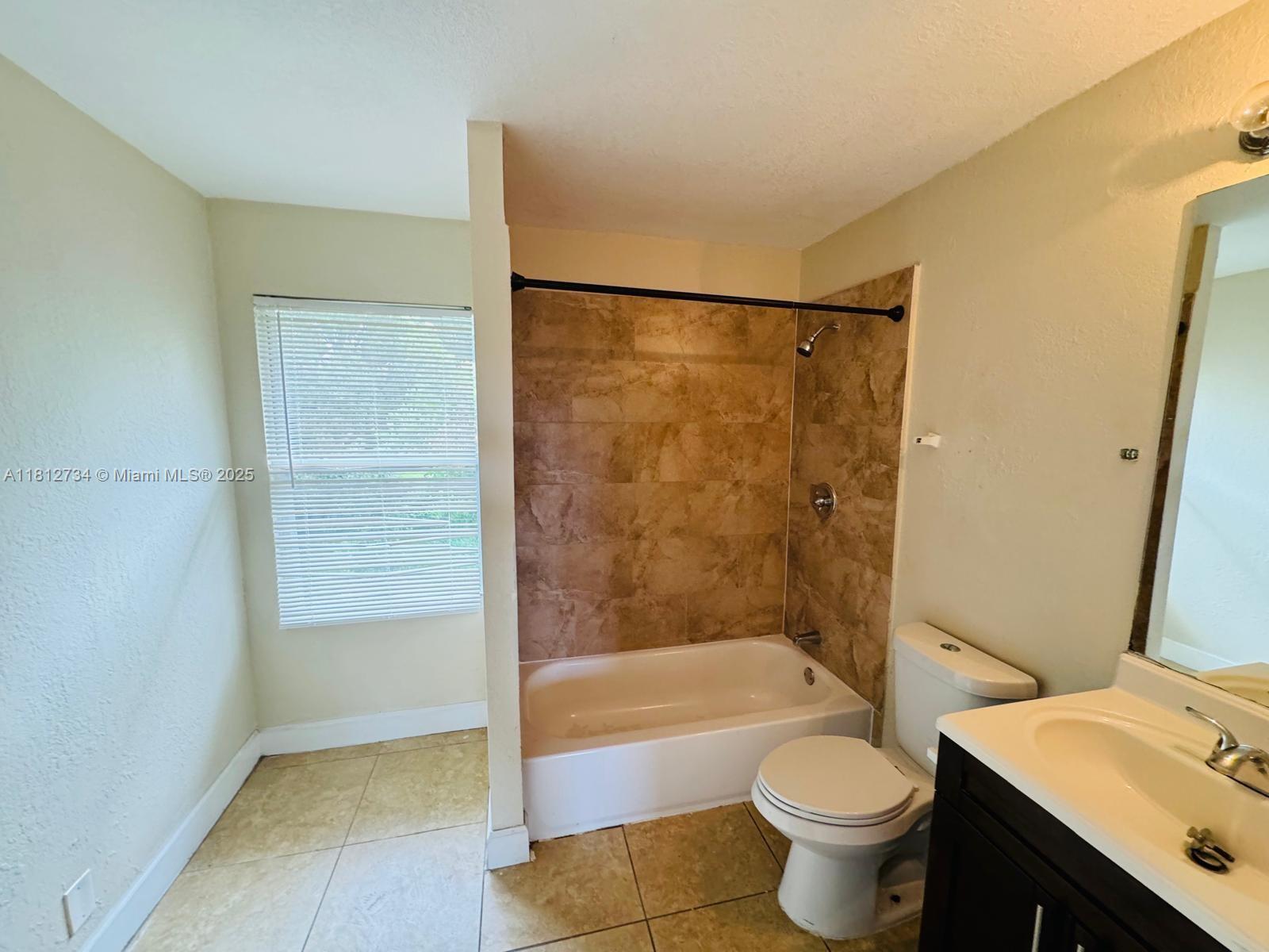 ACREHOME PARK - Residential Lease