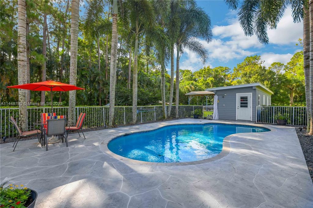 Photo of 10576 Sandy Run, Jupiter, FL 33478 (MLS # A11448780)