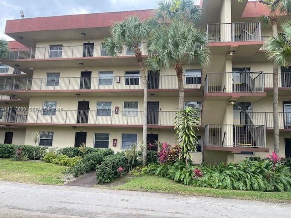 Photo of 3361 NW 47th Ter #134, Lauderdale Lakes, FL 33319 (MLS # A11918899)