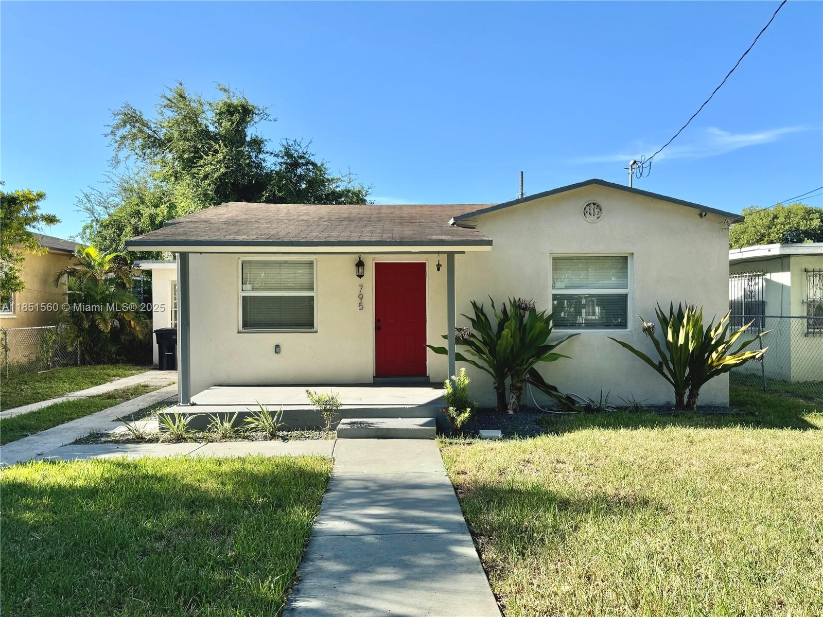This cozy home is located in the heart of Miami. It was fully redone in 2017 and features an updated kitchen with stainless steel appliances. The washer and dryer are in the unit. No HOA. The neighborhood is quiet and is minutes away from a lot of the desirable entertainment and shopping spaces. Come take a look.