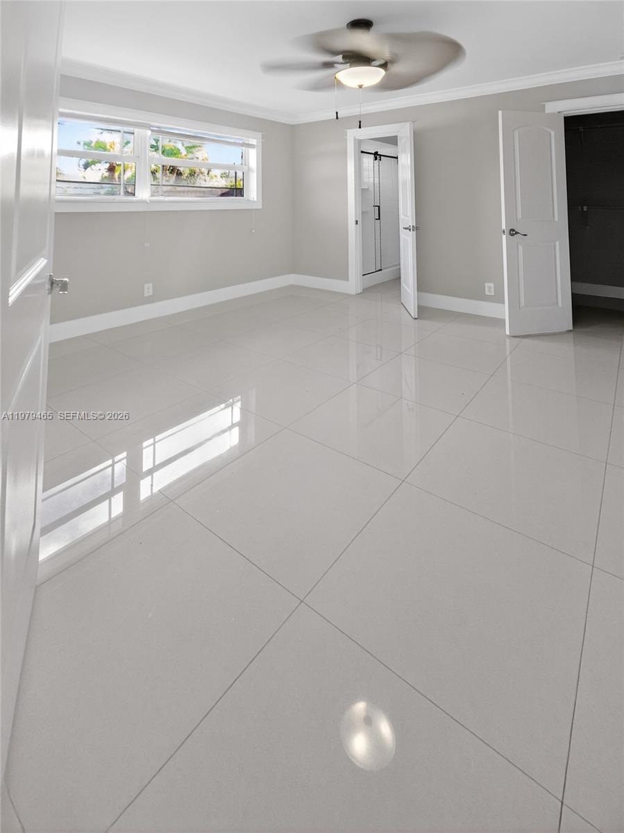 HOLLYWOOD HILLS - Residential Lease