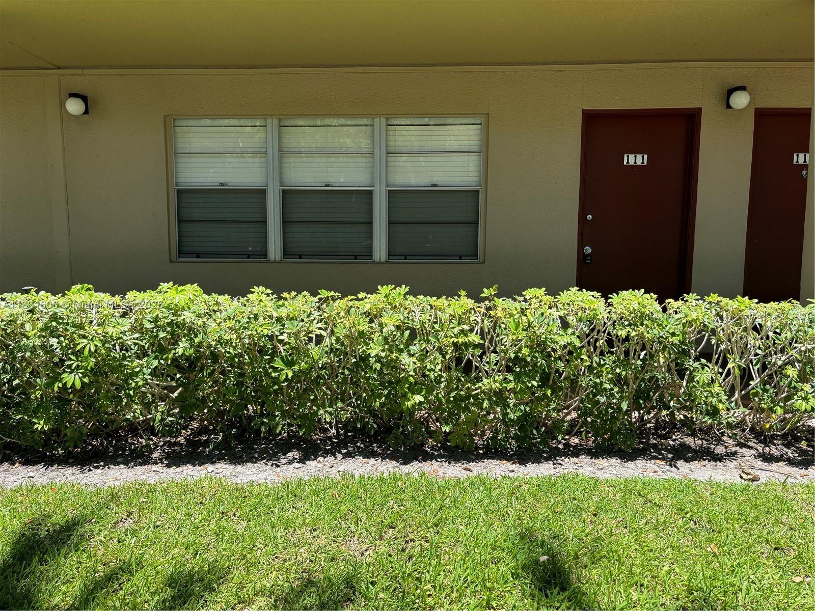 Must see, 1 bedroom / 1.5 bathrooms condo in the heart of Pembroke Pines. This unit is located on the first floor. It has as brand-new kitchen cabinets and countertops, with all new lighting and brand-new appliances. Tile floor throughout. Unit is freshly painted and in excellent condition. Century Village offers many amenities, golf, clubhouse, transportation, entertainment, gyms, pool and much more! Rent includes water, WIFI and Cable.