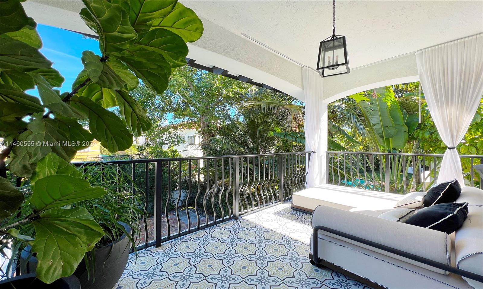 BEACH VIEW ADDN - Residential