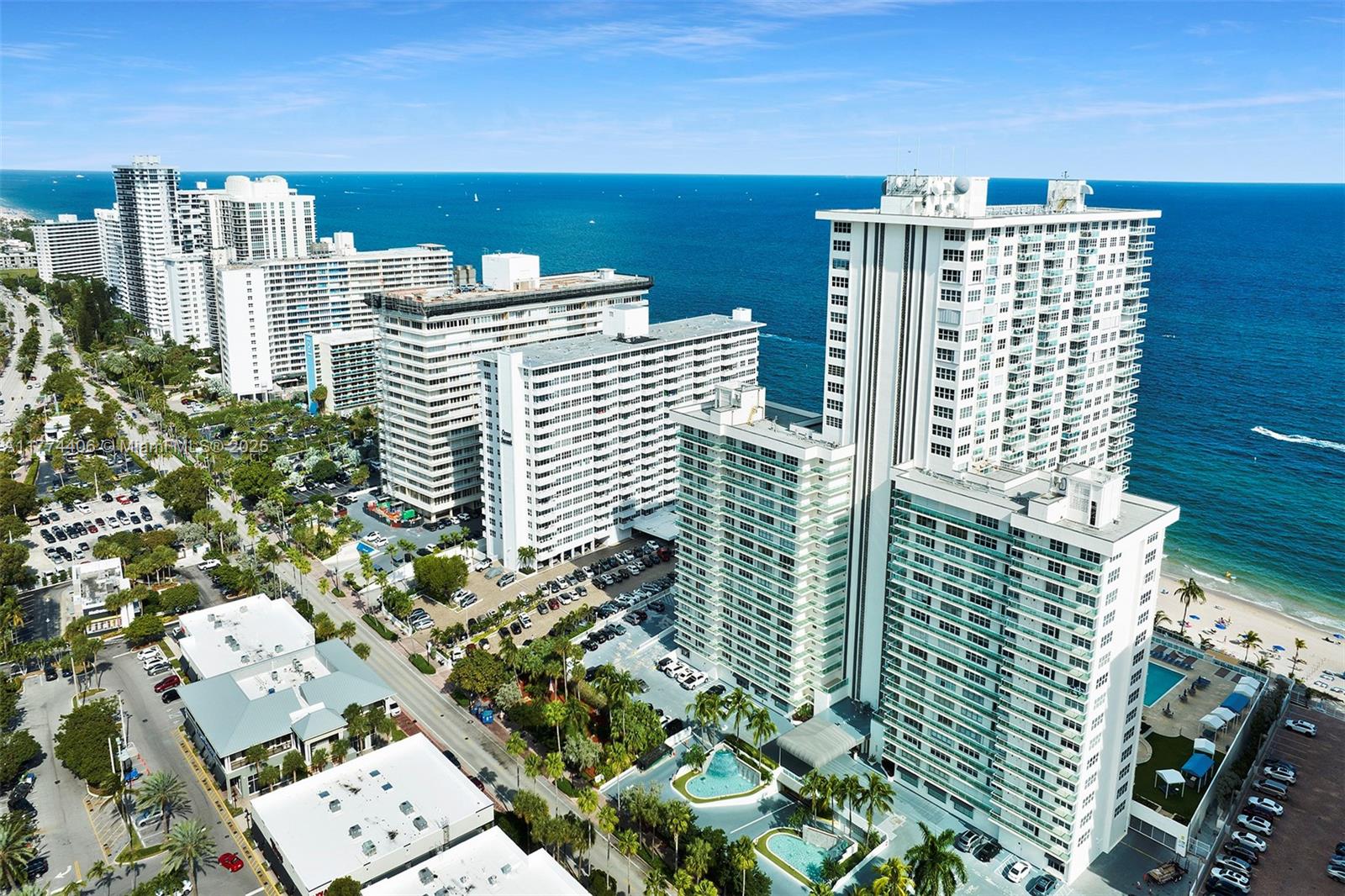 PLAYA DEL MAR CONDO - Residential