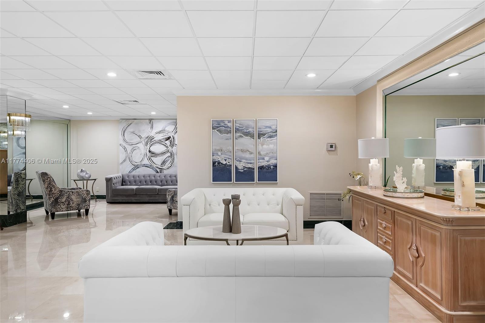 PLAYA DEL MAR CONDO - Residential